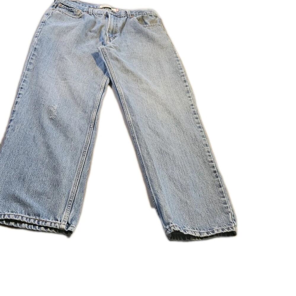 Levi's Jeans 550 Mens Size 36x32 Washed Blue Relaxed (Slight Scratch Right Leg)
